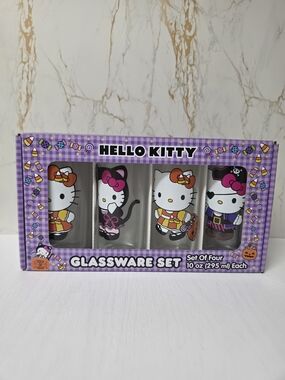 Hello Kitty Halloween Glassware Set